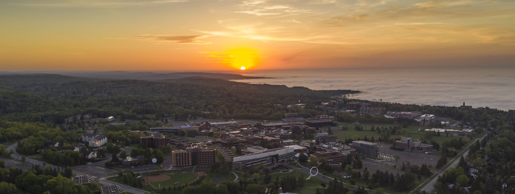 美国明尼苏达大学