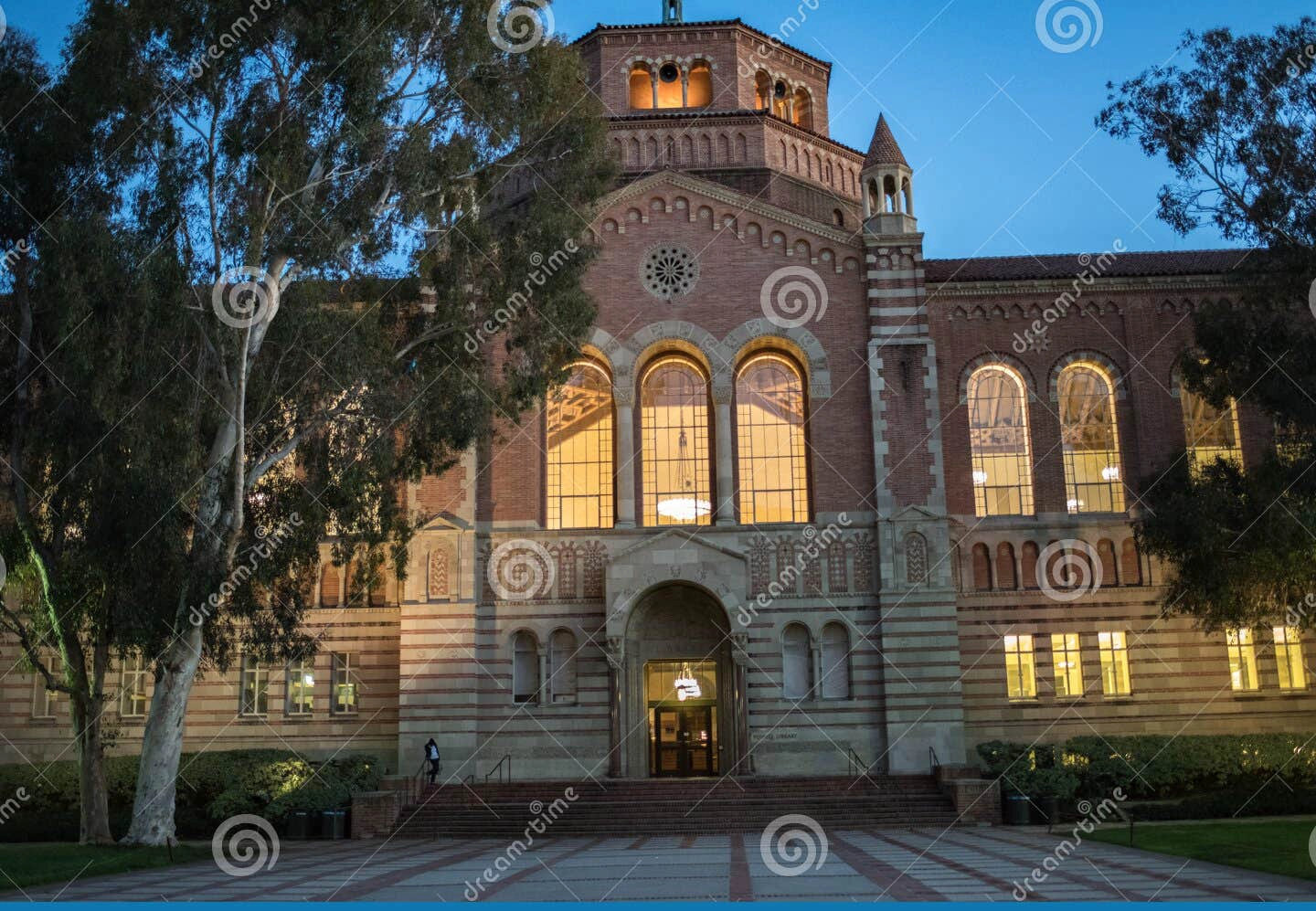 加州州立大学洛杉矶分校