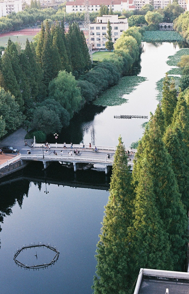 新加坡华夏管理学院